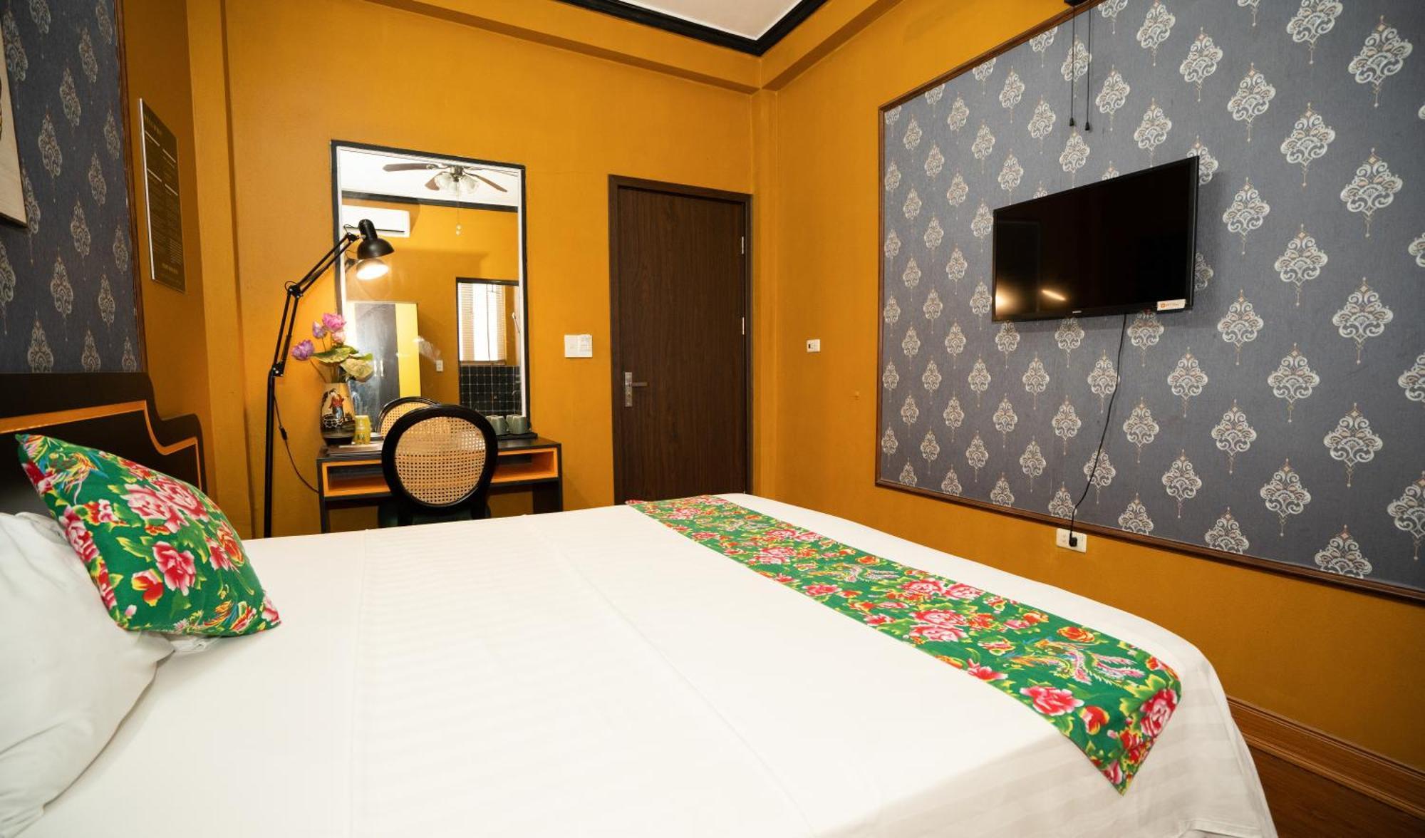 Viethouse Homestay Ha Long Exterior photo