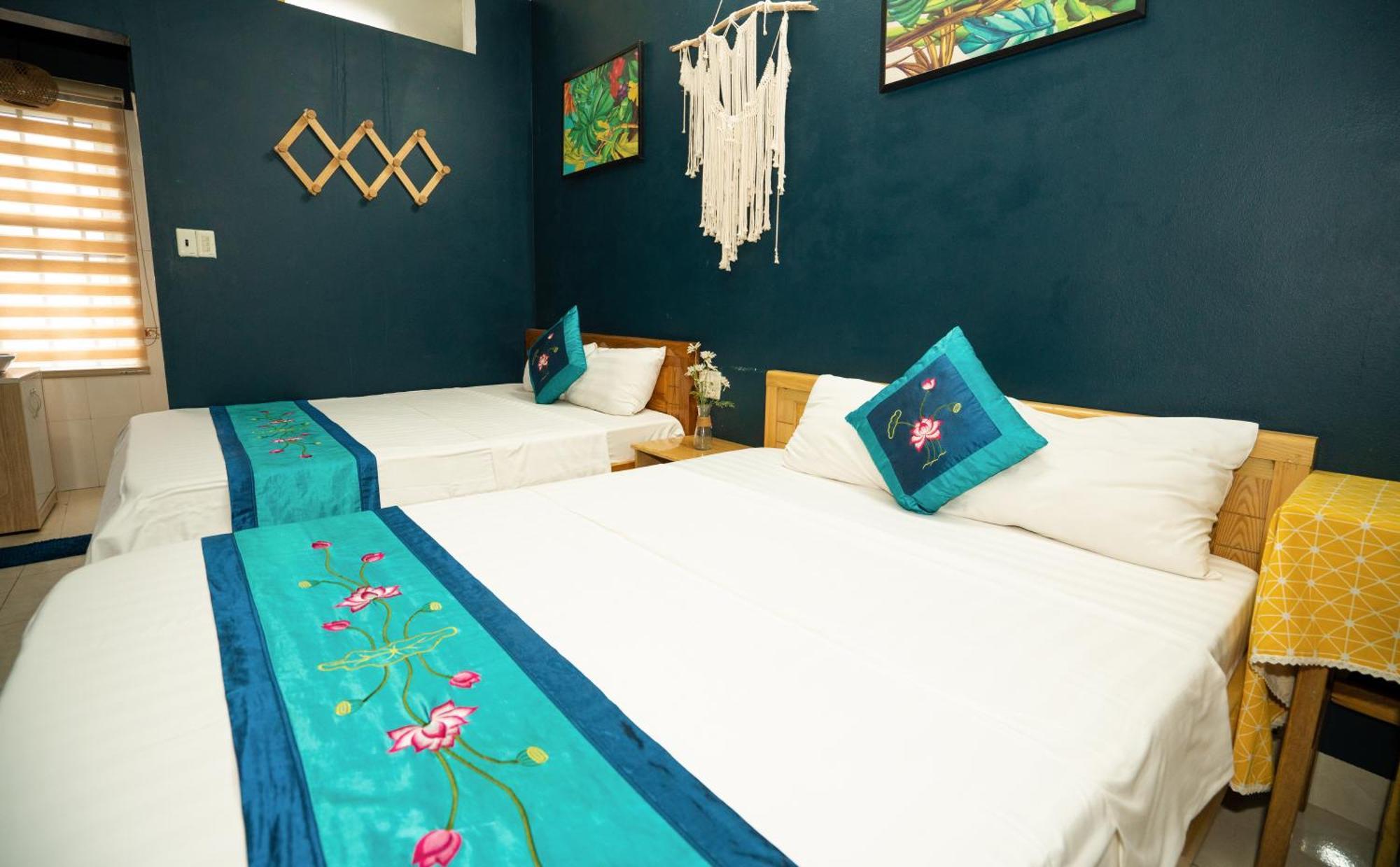 Viethouse Homestay Ha Long Exterior photo