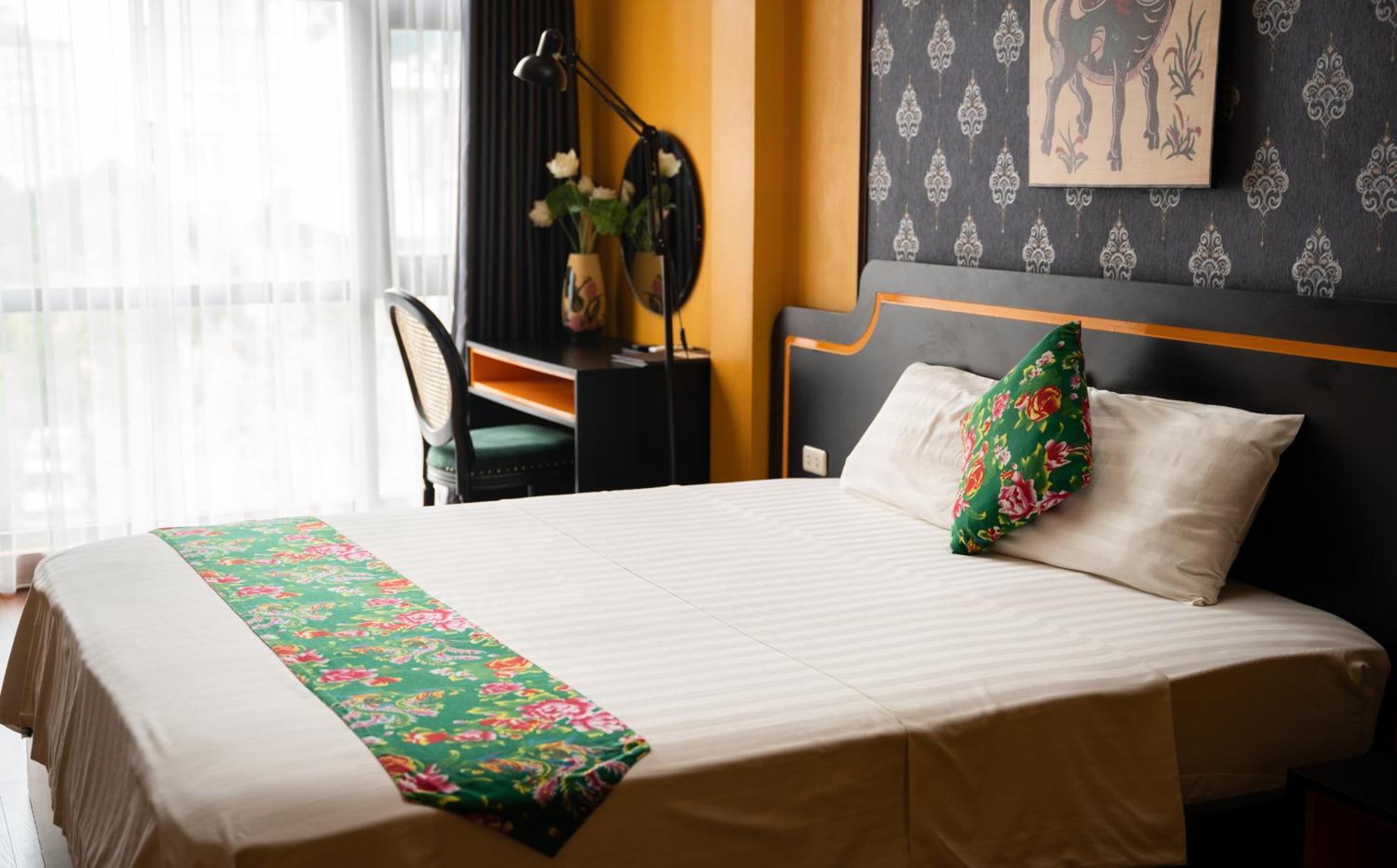 Viethouse Homestay Ha Long Exterior photo